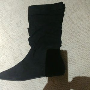 Suede boots